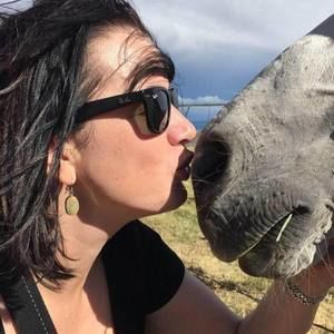 Meet your Posher, Amanda